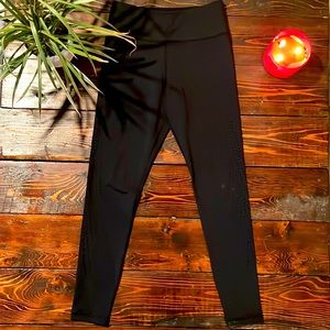 Gently Used Curves N Combatboots Curvscription Leggings w/ Cut Outs Size small